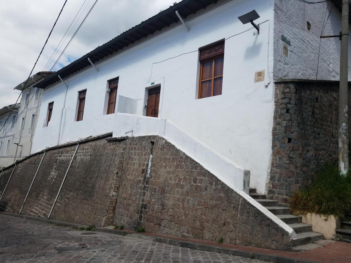 Hotel Colonial - Casa Francisco Quito Exterior foto